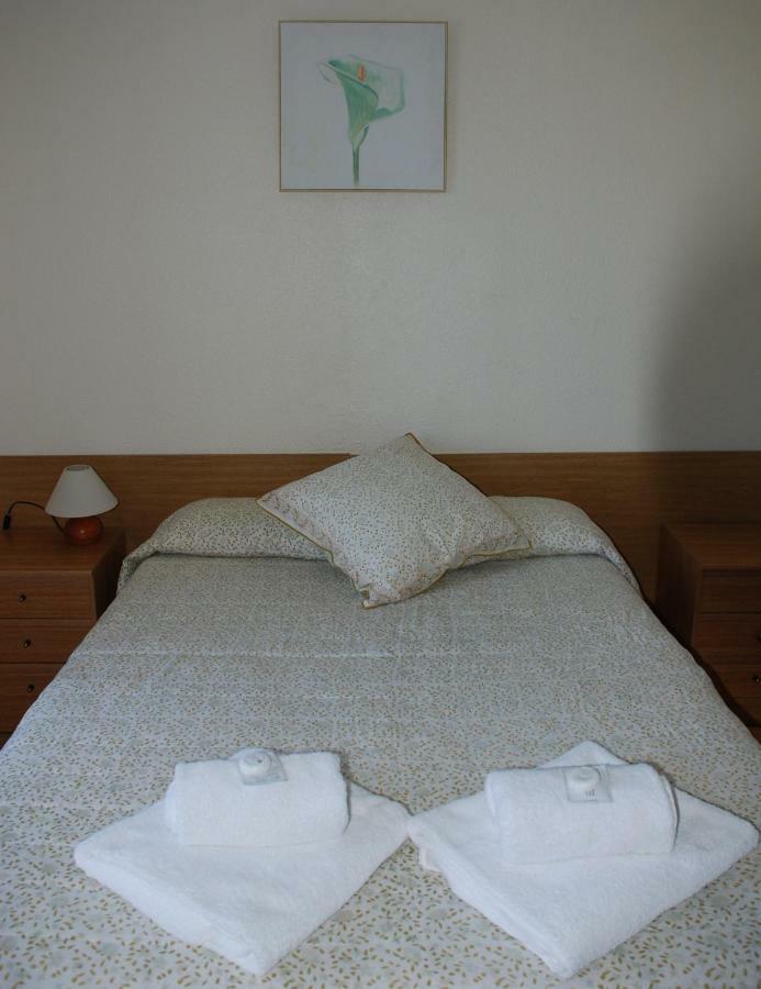 Hostal Zaragoza 宏达瑞比亚 外观 照片