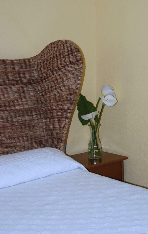 Hostal Zaragoza 宏达瑞比亚 外观 照片